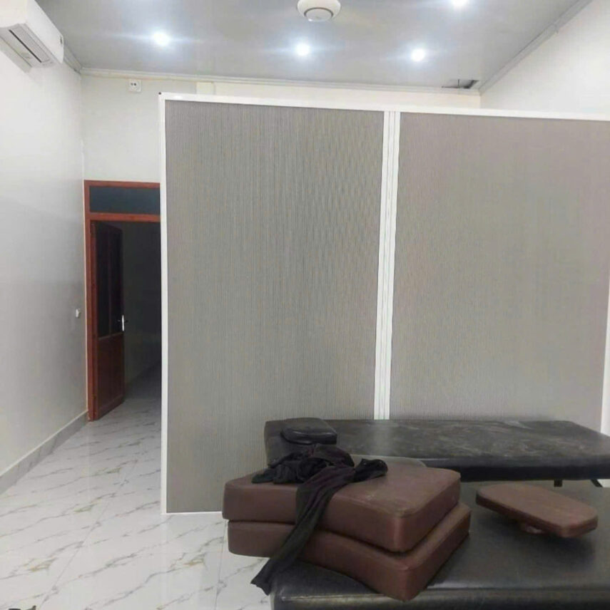 VÁCH NGĂN TỔ ONG TẠI BÀ RỊA