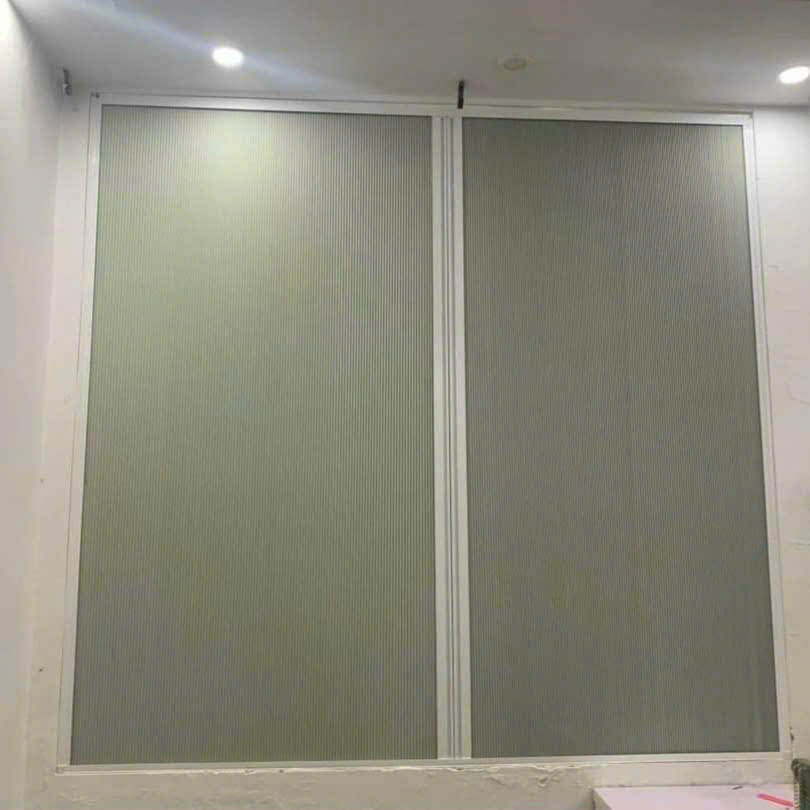 VÁCH NGĂN TỔ ONG TẠI PHÚ MỸ