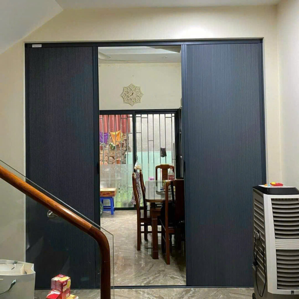 RÈM TỔ ONG TẠI PLEIKU GIA LAI