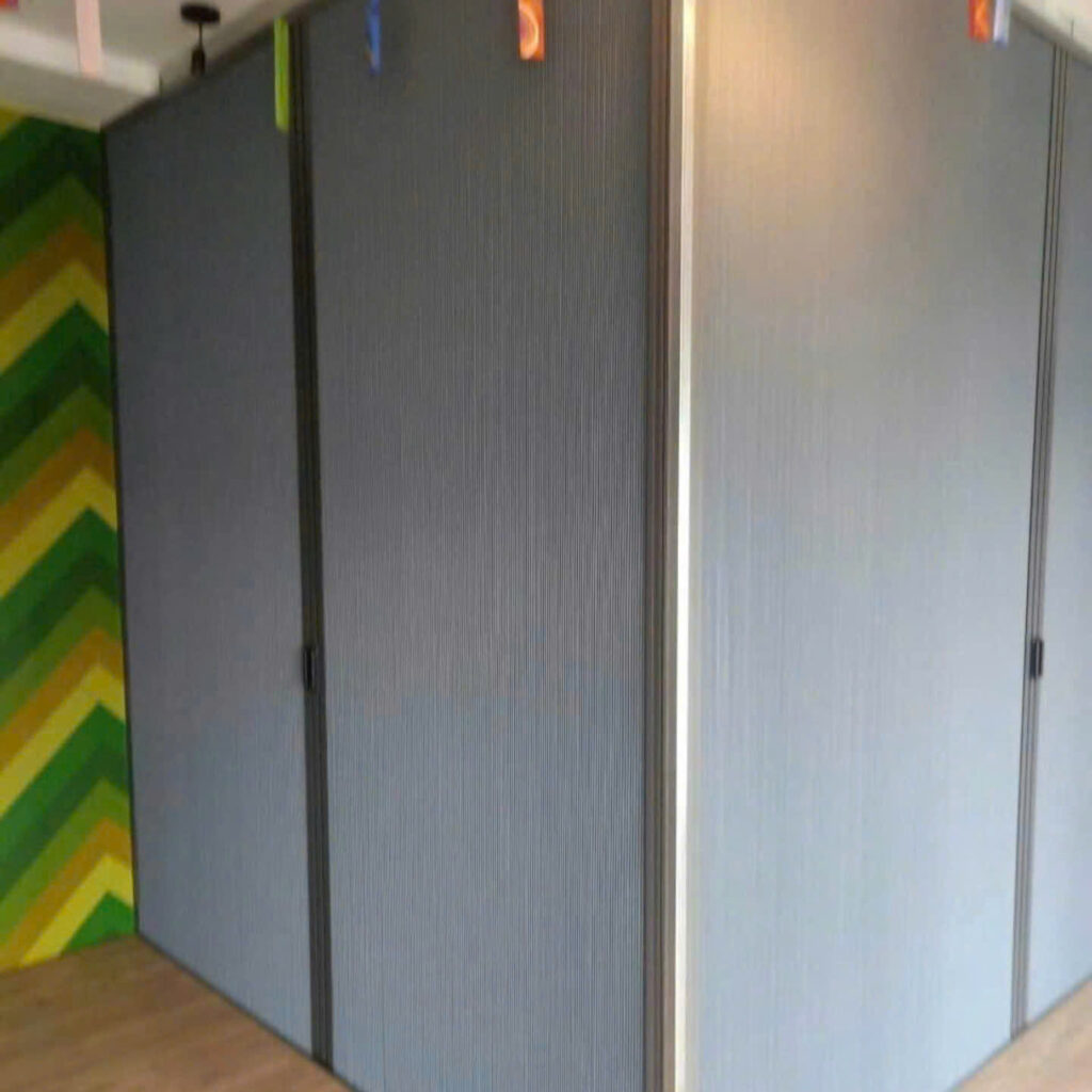RÈM TỔ ONG TẠI KHANG ĐIỀN TP HỒ CHÍ MINH