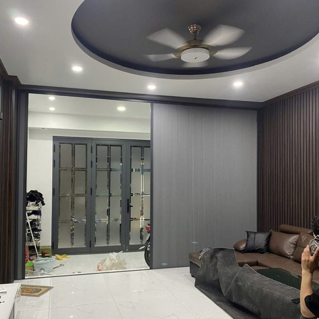 RÈM TỔ ONG TẠI SÔNG CÔNG THÁI NGUYÊN