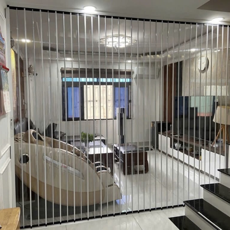 CỬA XẾP LÁ NHỰA TẠI LONG BIÊN