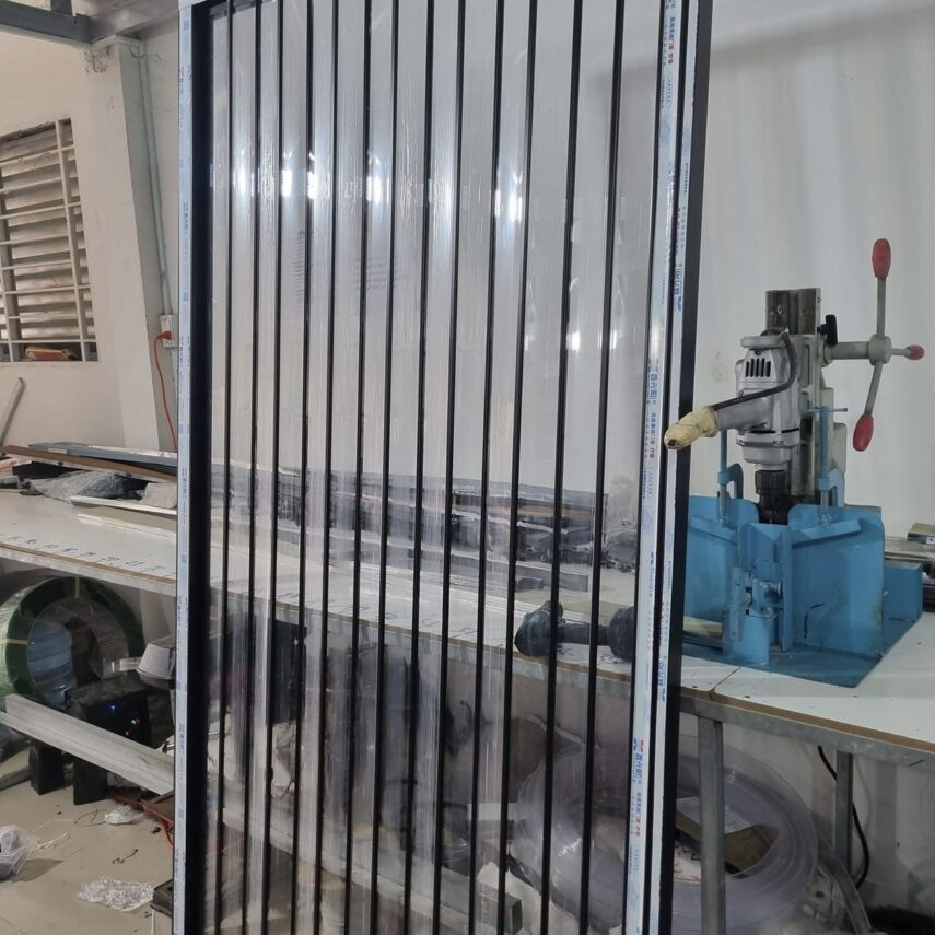 CỬA XẾP LÁ NHỰA TẠI ĐỐNG ĐA