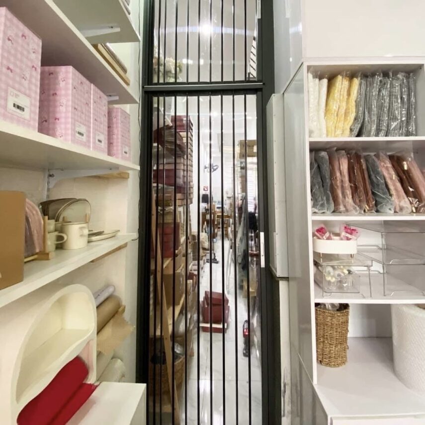 CỬA XẾP LÁ NHỰA TẠI LONG KHÁNH