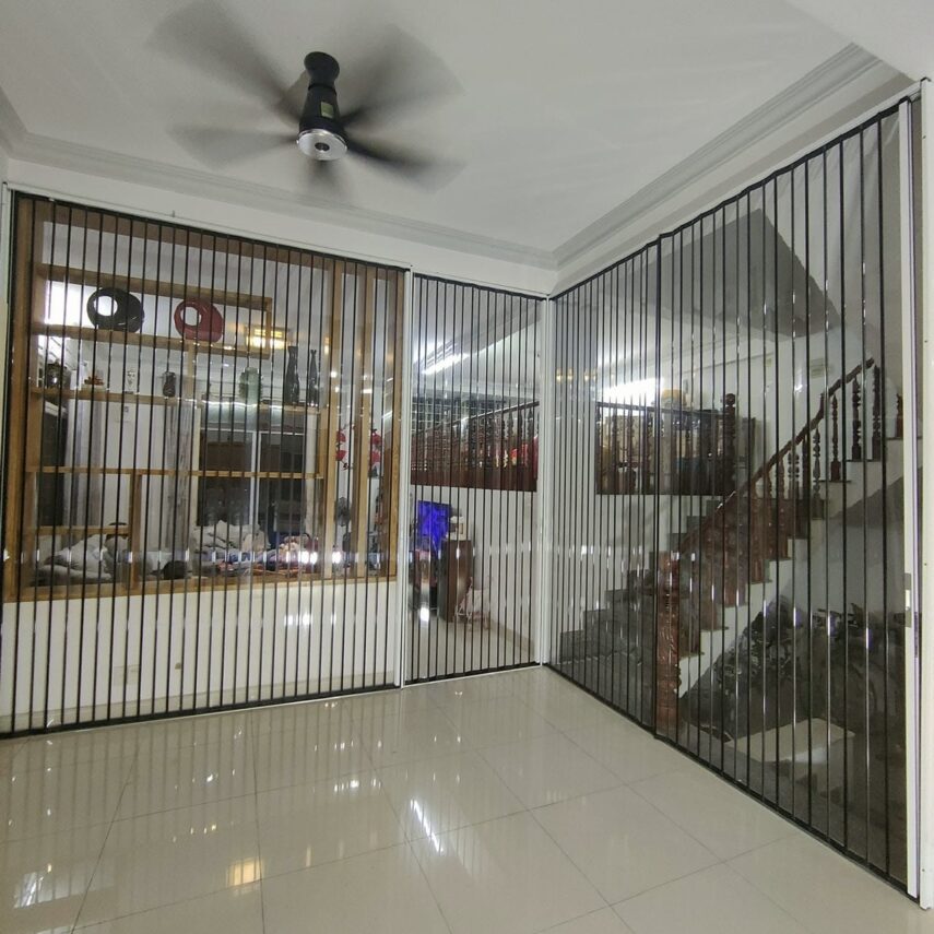 CỬA XẾP LÁ NHỰA TẠI BIÊN HÒA