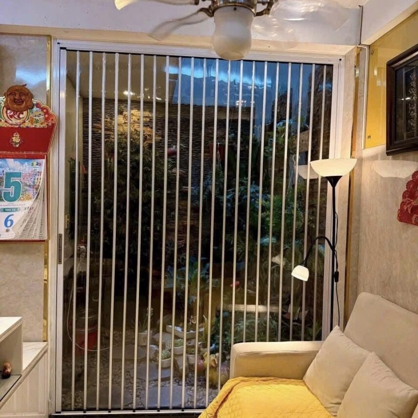 CỬA XẾP LÁ NHỰA TẠI TÂN UYÊN